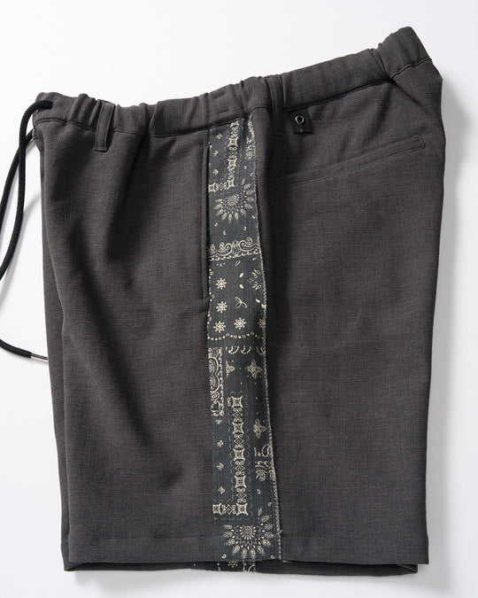 bandana print panel shorts