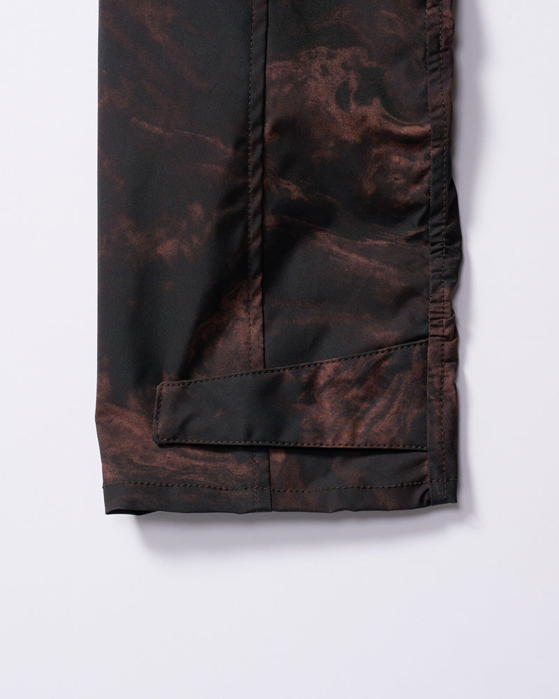 puckering banana teck pants