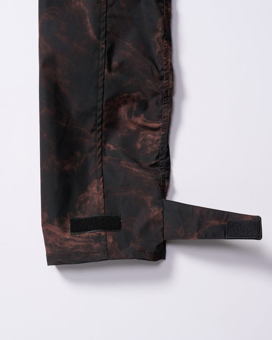 puckering banana teck pants