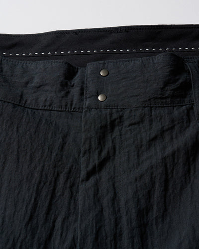 wide tapered slacks