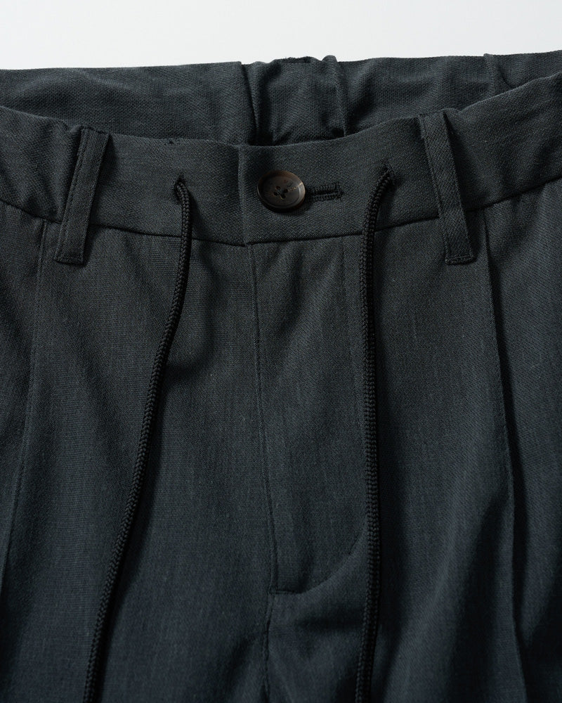 【muta × wjk】smart pin-tuck slacks