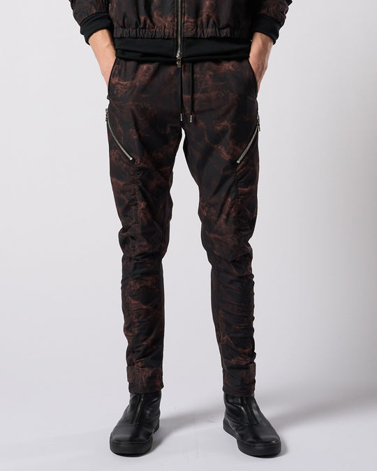 puckering banana teck pants
