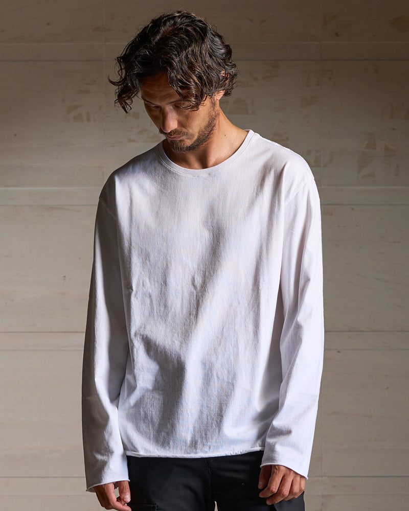 wide cut-off crew-neck L/S