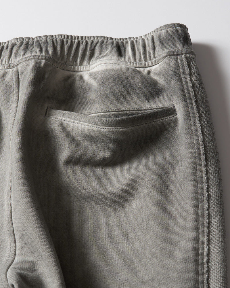 cut-off sweat pants