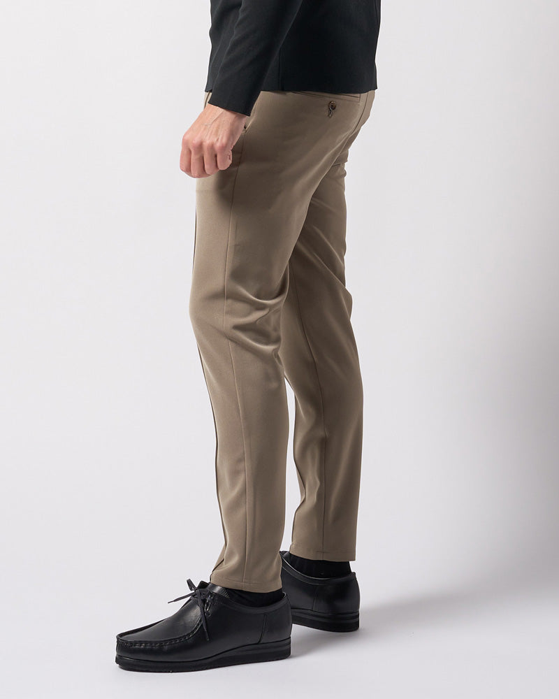 smart pin-tuck slacks