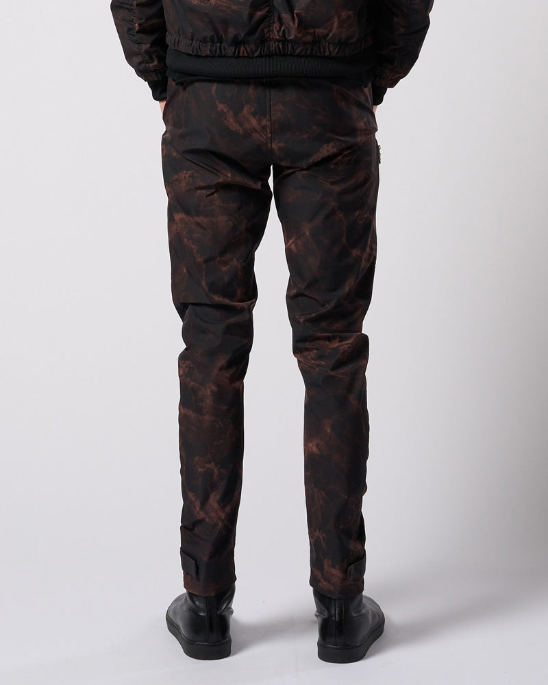 puckering banana teck pants