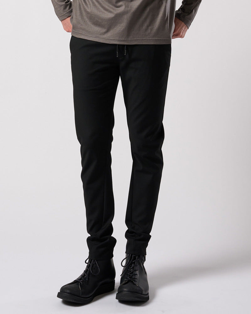 3D banana slim pants