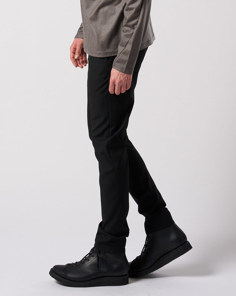 3D banana slim pants