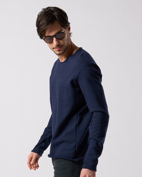 cut-off light sweatshirt