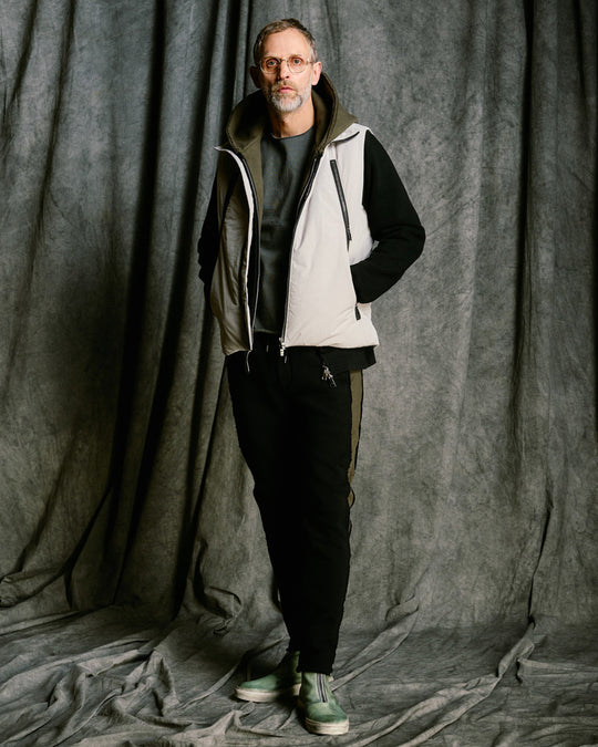 solid zip vest