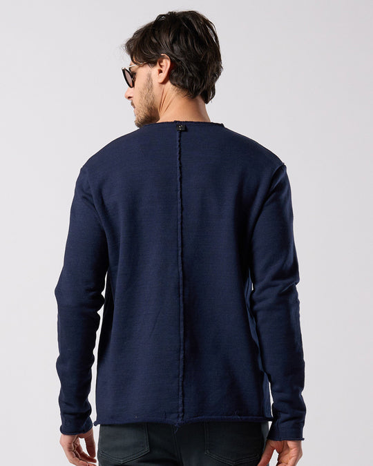 cut-off light sweatshirt
