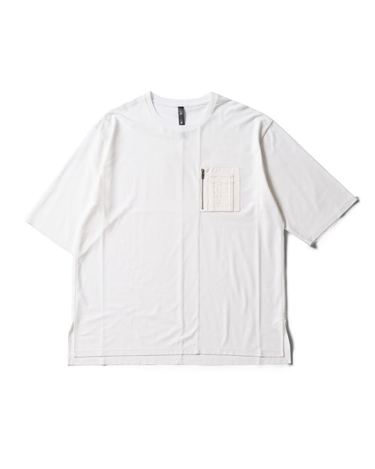contrast pocket pull-over
