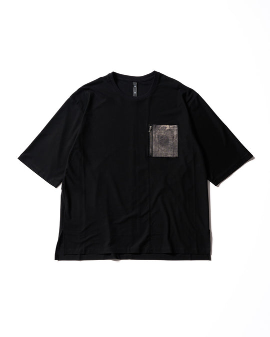 contrast pocket pull-over