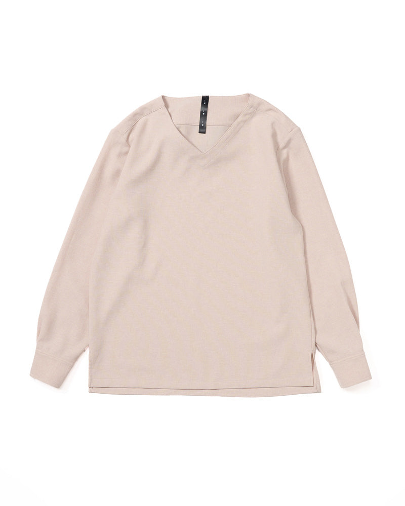 boat V-neck pullover shirt
