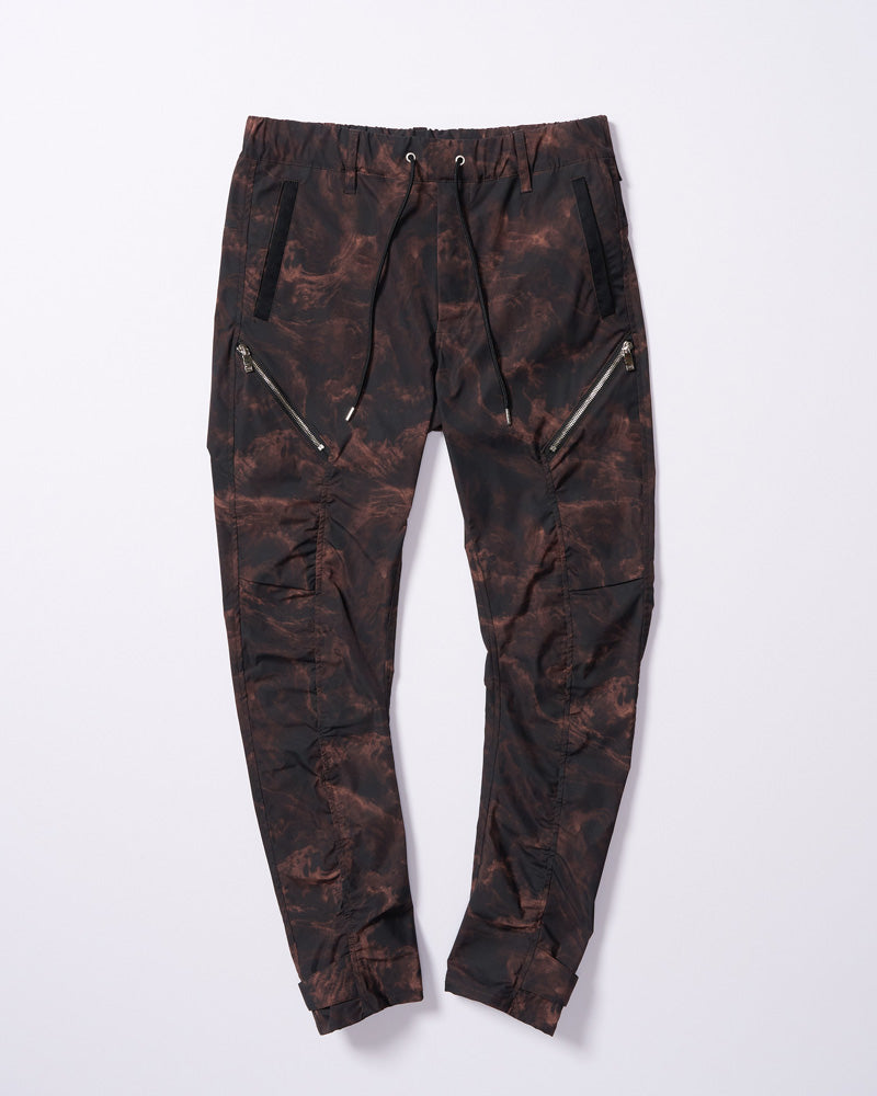 puckering banana teck pants