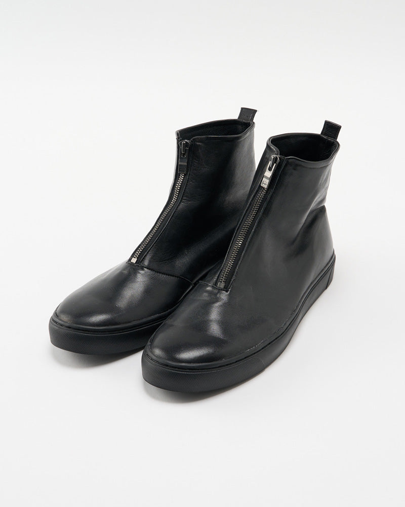 front zip bootie