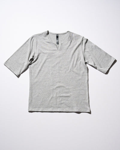 key neck H/S Tee