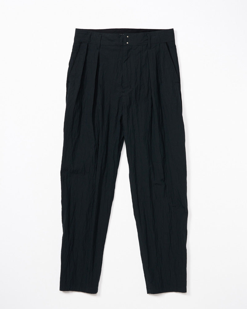 wide tapered slacks