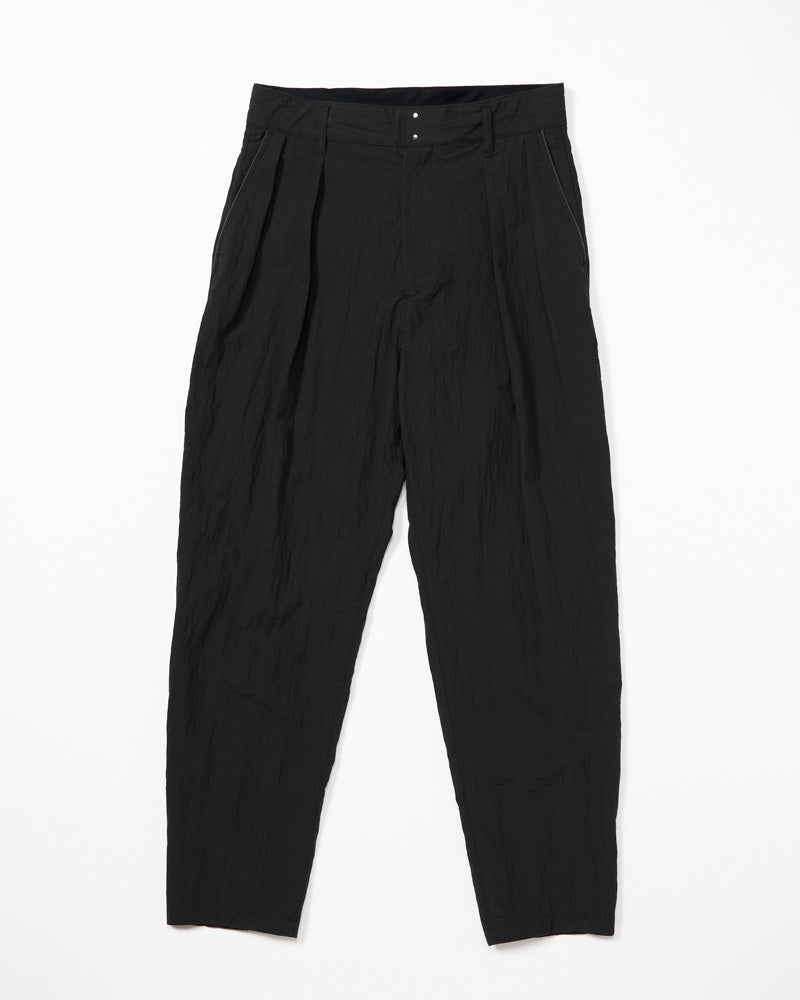 wide tapered slacks