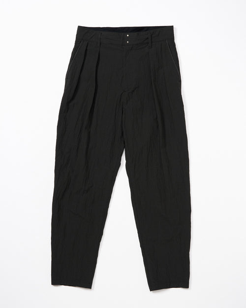 wide tapered slacks
