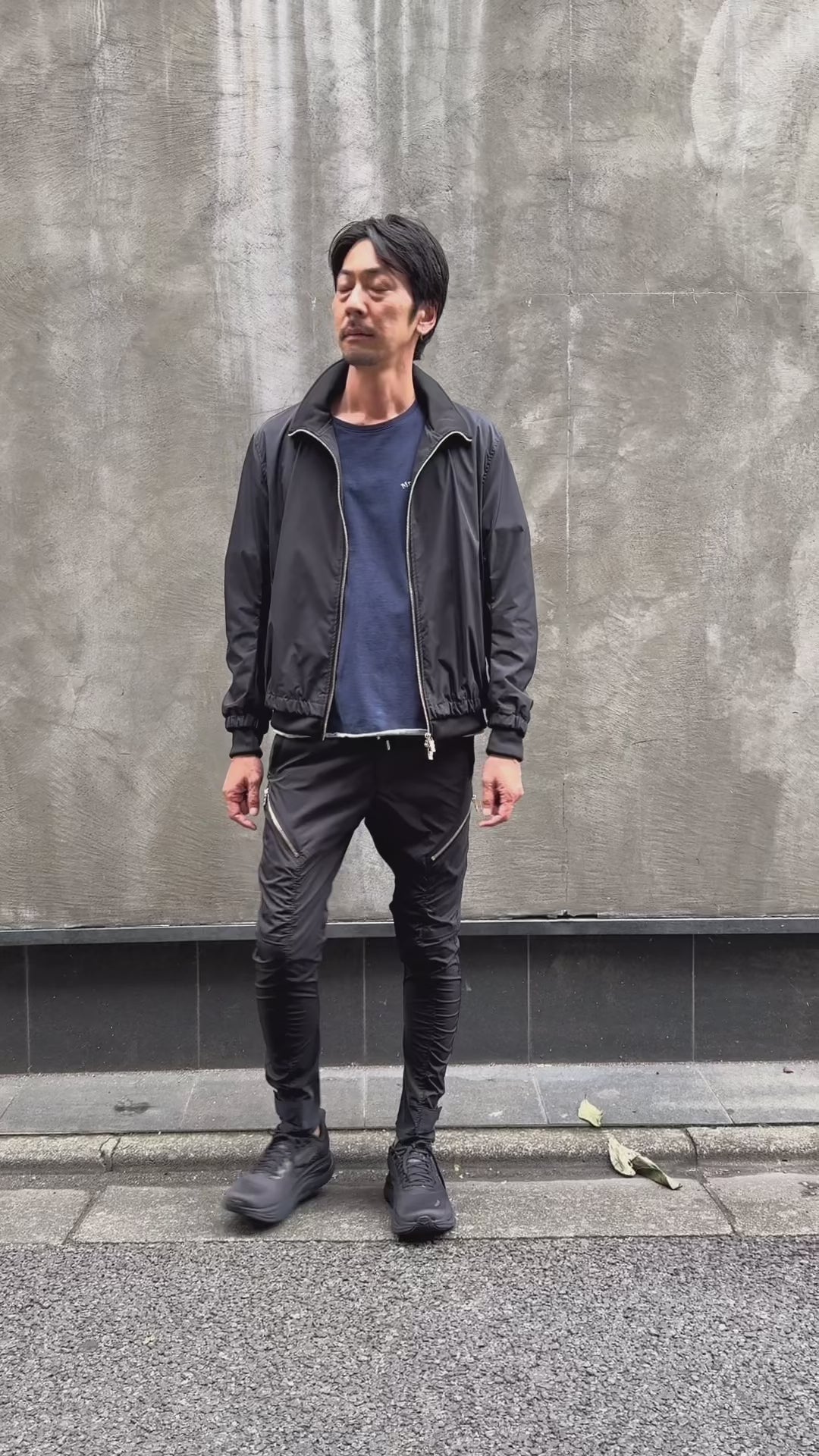puckering banana teck pants