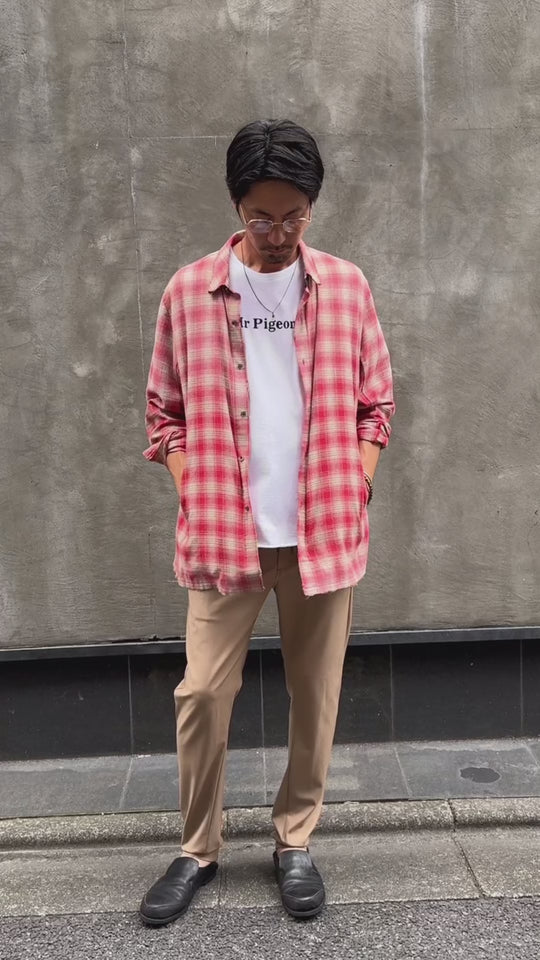 aging loose check shirt