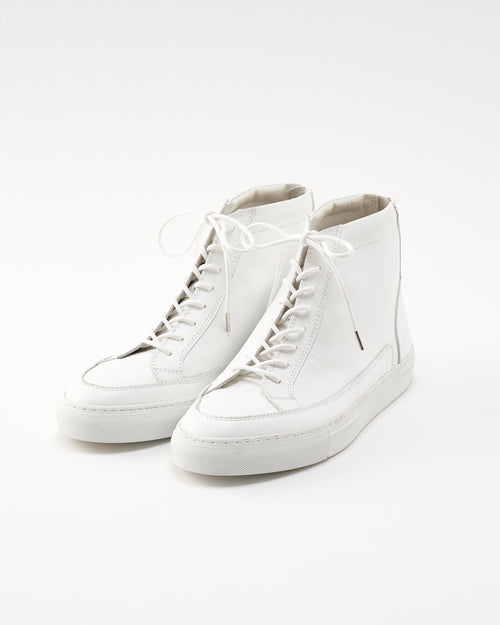 back zip sneaker